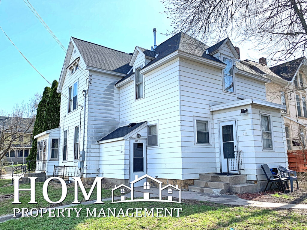 3 Bedroom 319.5 Warren St, Mankato MN Available April 2025 HOM