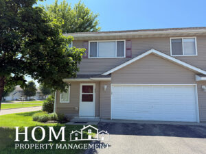 3 Bedroom Townhome ---- 421 Tanager Path, Mankato