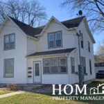 2 Bedroom ----- 1049 Center St #2, Mankato ----- Available May 1st, 2024